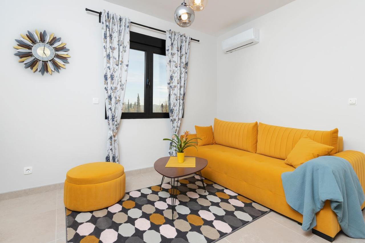 Ell Star Apartment Tivat Luaran gambar