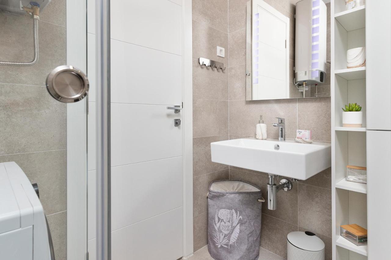 Ell Star Apartment Tivat Luaran gambar